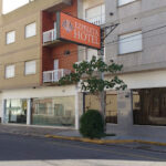 Ezpeleta Hotel: Alojamiento/Hotel en La Plata, Provincia de Buenos Aires, Argentina