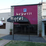 Hotel Le Petit: Alojamiento/Hotel en Villa Angela, Chaco, Argentina